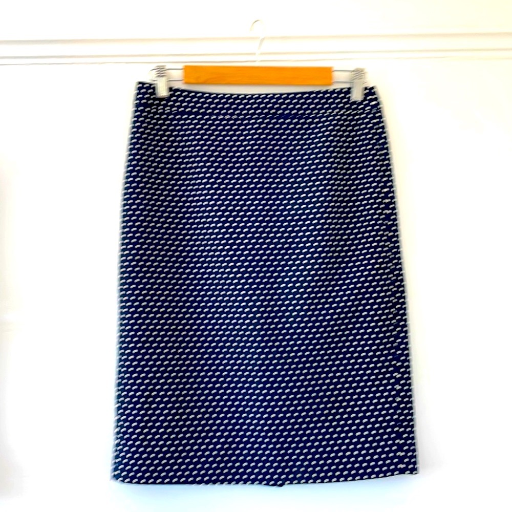 J.Crew no.2 pencil skirt in polka dot jacquard